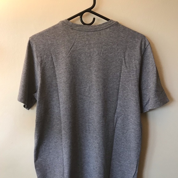 Nike Dri-Fit Gray Shirt - Picture 4 of 4